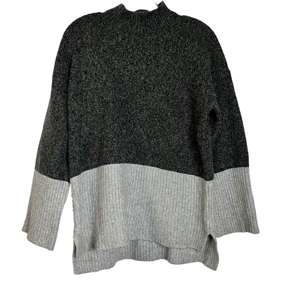MIchael Kors Two Tone Colorblock Mock Neck Wool Blend Sweater Gray M EUC  (3006) - Picture 2 of 8